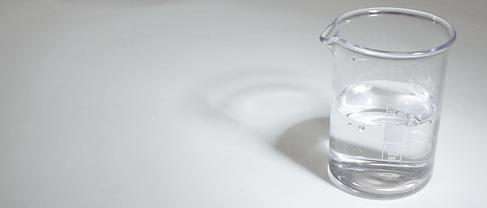 Laboranalyse mit Reagenzglas